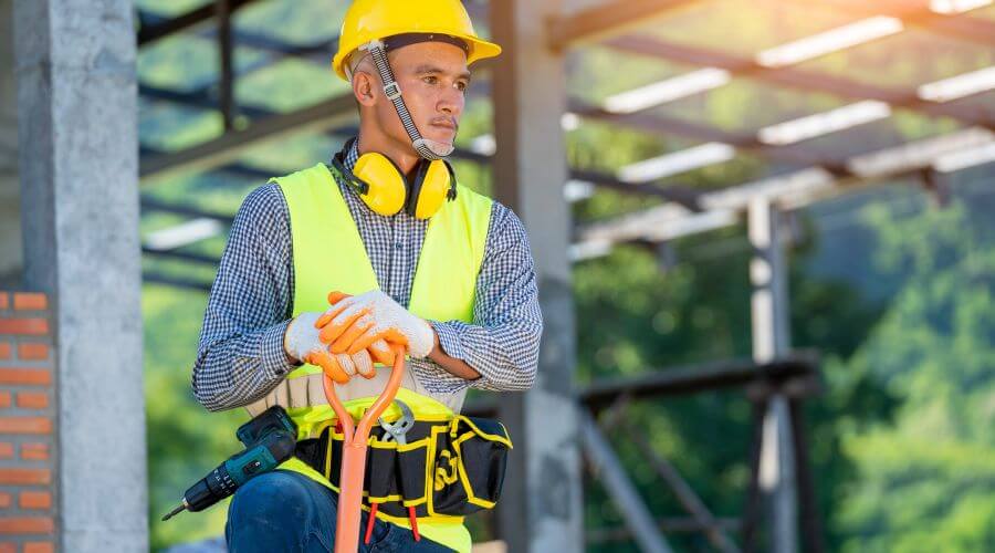Professional gutter cleaning in Cordova, MD